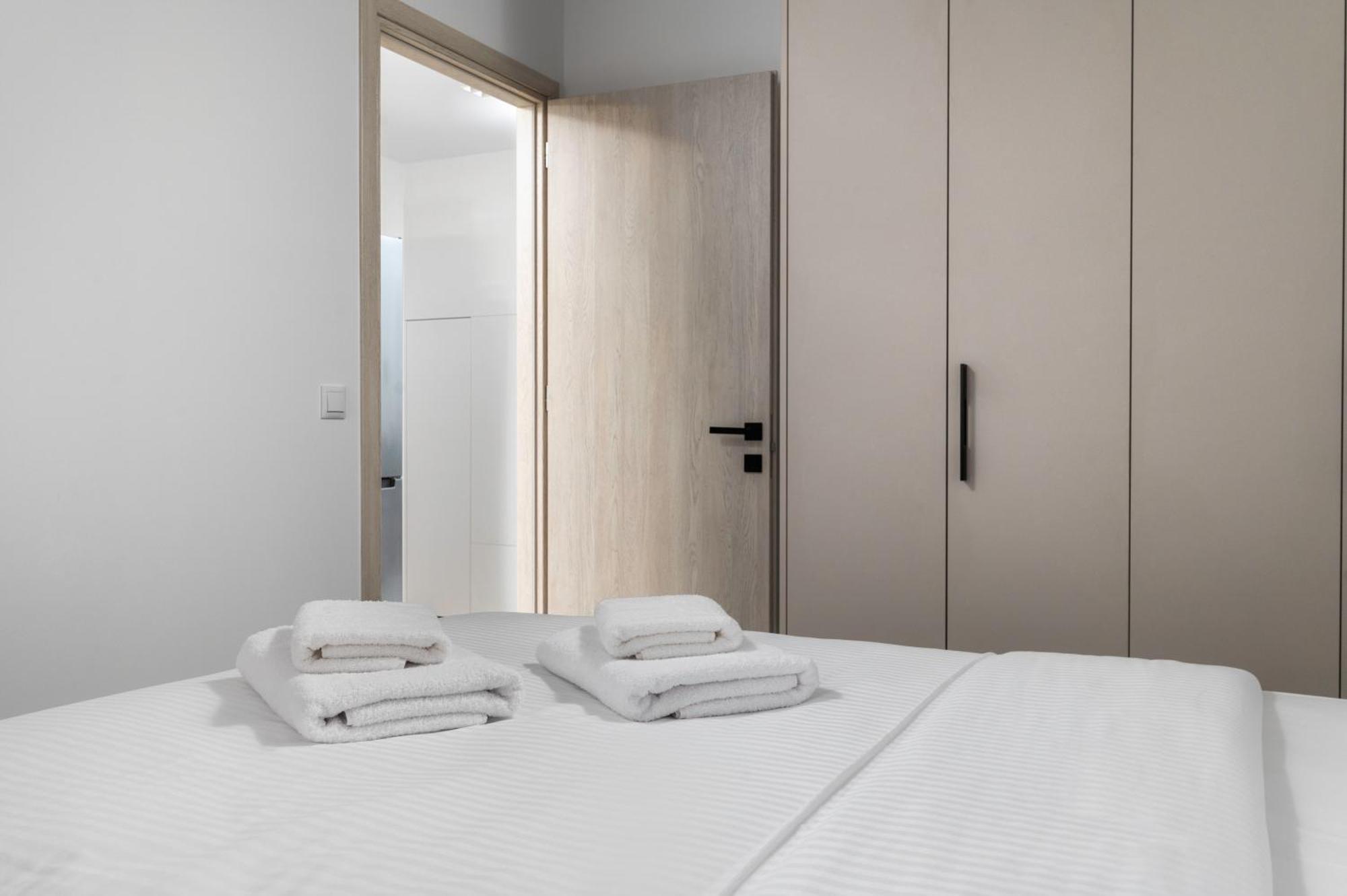 Calliope Luxury Loft With Backyard Apartament